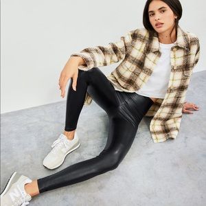 Wilfred Aritzia Daria Pant - Vegan Leather Legging Black